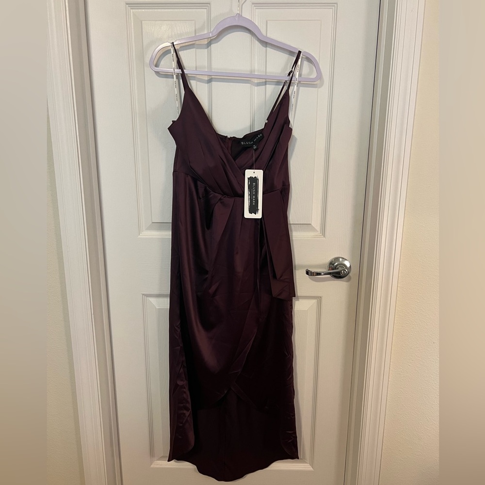 Women’s cocktail dress. Size medium.